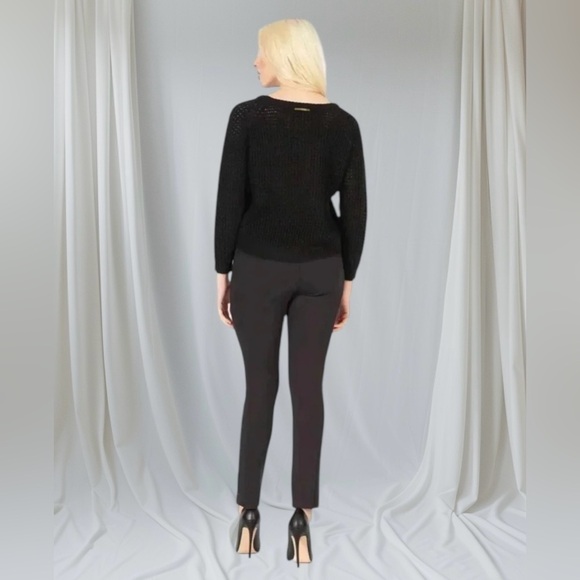 🆕BCBGMaxAzria Black Sweater Crew Neck Cozy Style - Picture 5 of 16